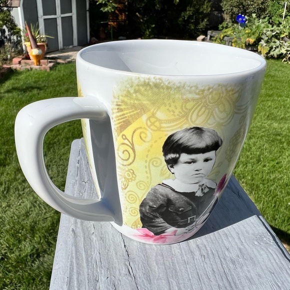 Erin Smith Art Don’t Pretend To Understand My Problems Mug - Picture 4 of 9